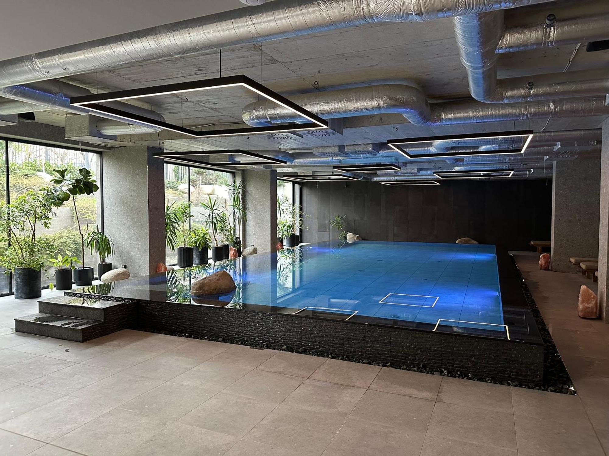 Elinor Apartments - C29 산콘스탄틴앤헬레나 외부 사진
